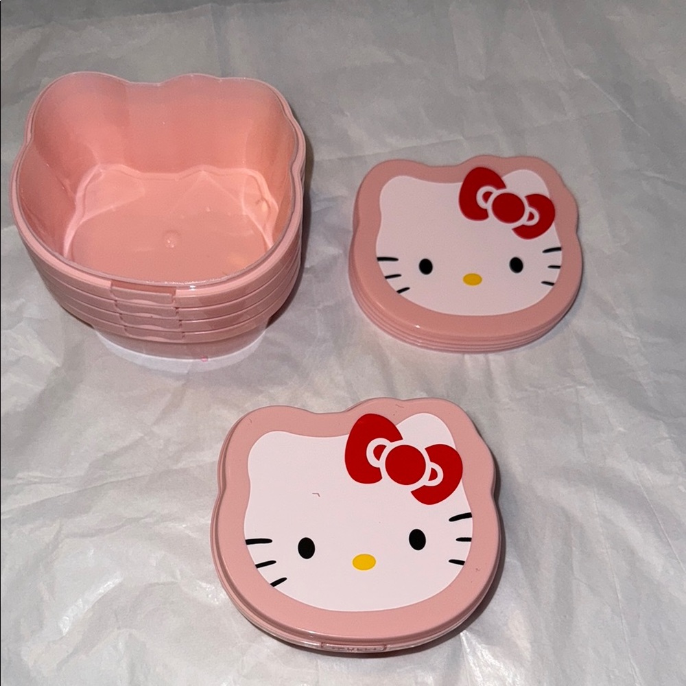 NWOT-Bento Hello Kitty Pink Snack Containers Set - Picture 12 of 15